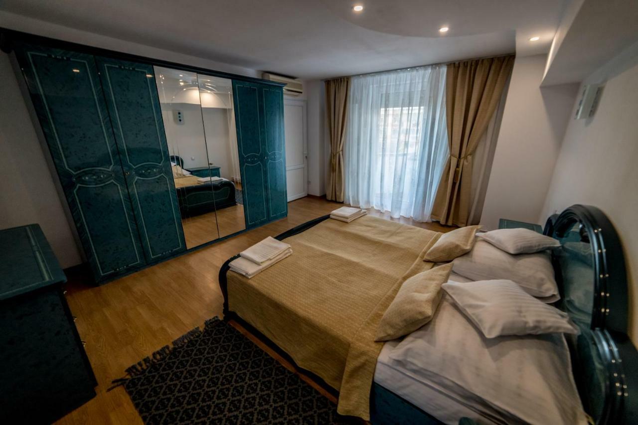 デヴァApartament Sorina Mariaアパートメント エクステリア 写真